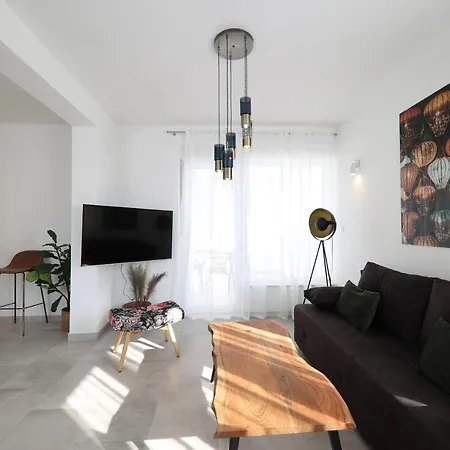 Apartment Argento